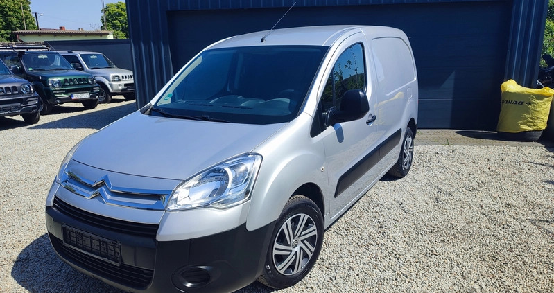 Citroen Berlingo cena 19999 przebieg: 224000, rok produkcji 2012 z Oborniki małe 277